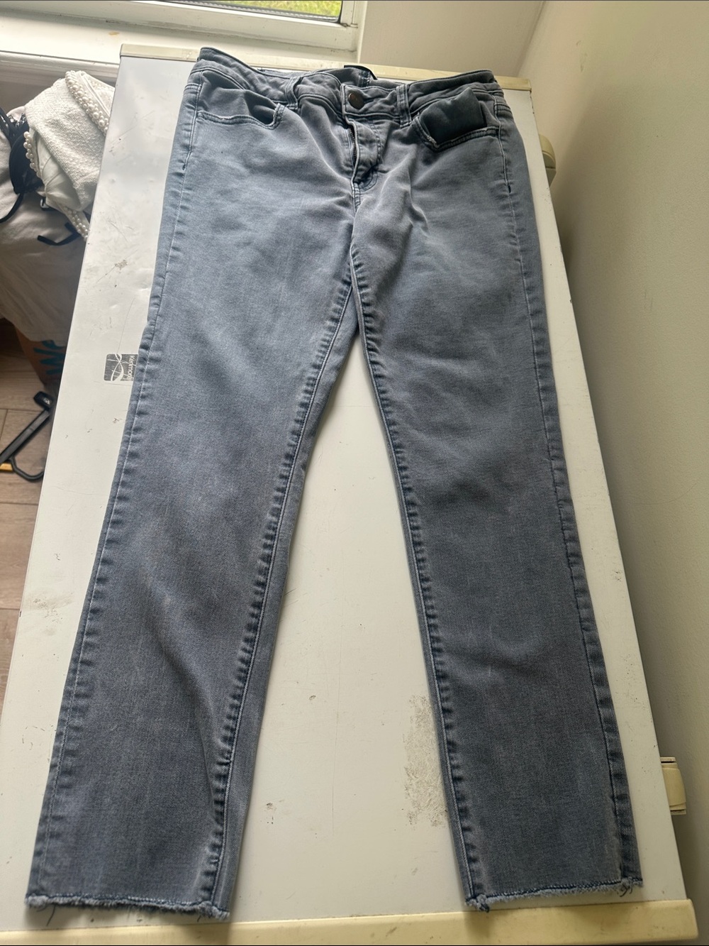 Women Gray Slim Straight Jeans
